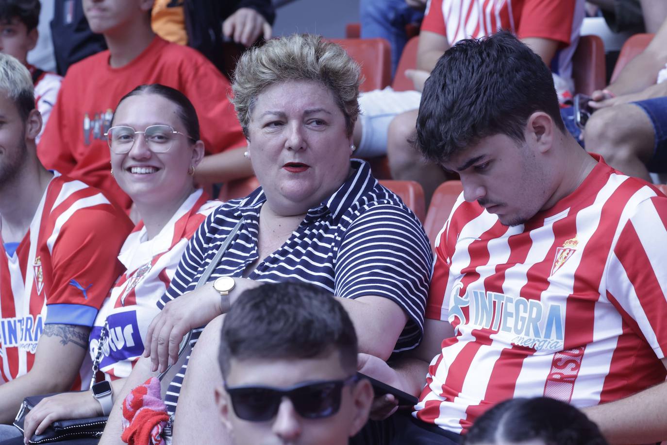 ¿Estuviste en el Sporting - Levante? ¡Búscate!