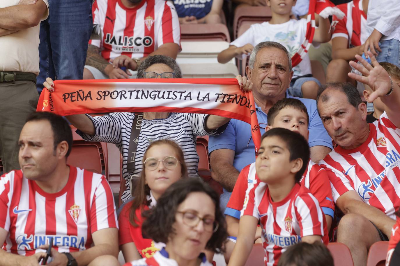 ¿Estuviste en el Sporting - Levante? ¡Búscate!