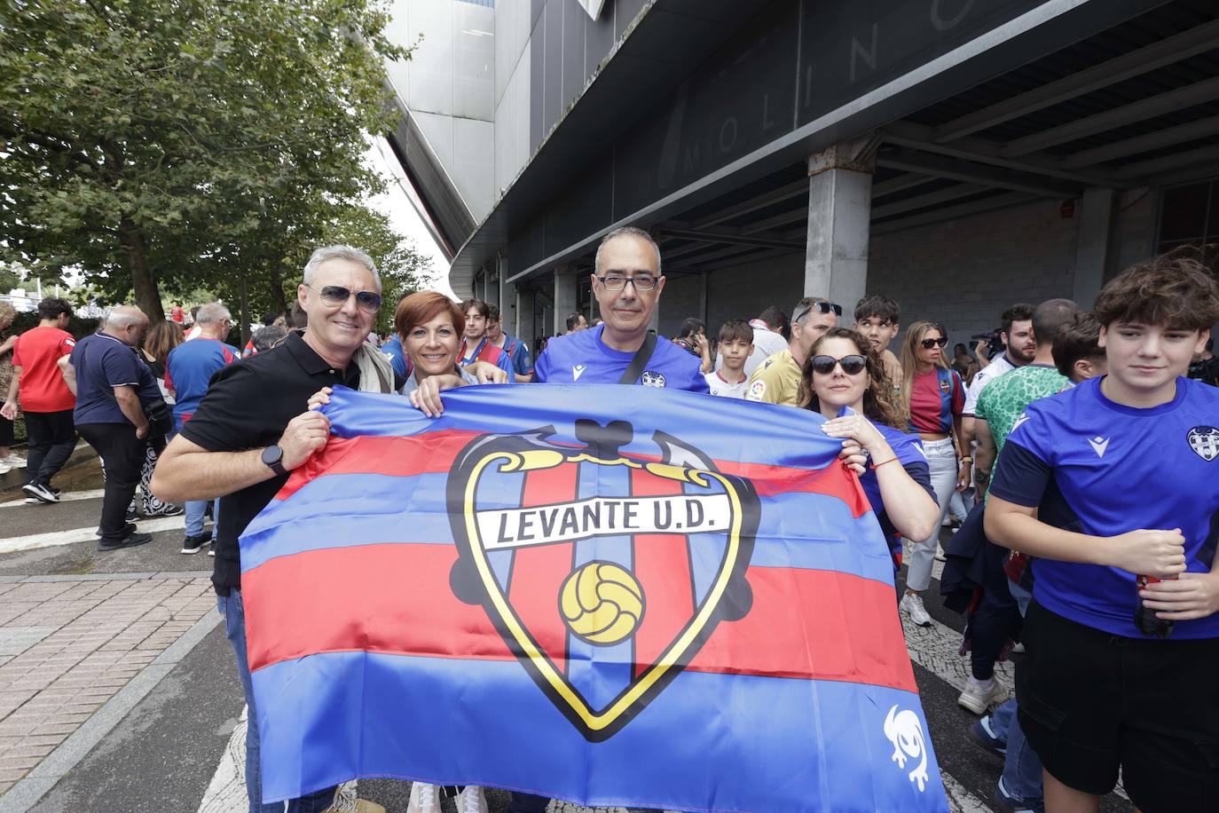 ¿Estuviste en el Sporting - Levante? ¡Búscate!