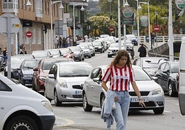 El Sporting, la Feria, los toros y la misión imposible de aparcar en Gijón