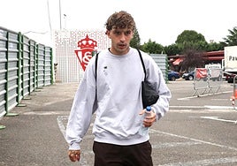 César Gelabert, esta tarde, durante su visita por Mareo.