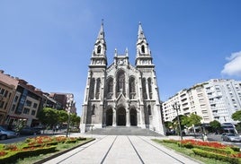 La iglesia de Santo Tomás de Cantorbery, en Avilés.