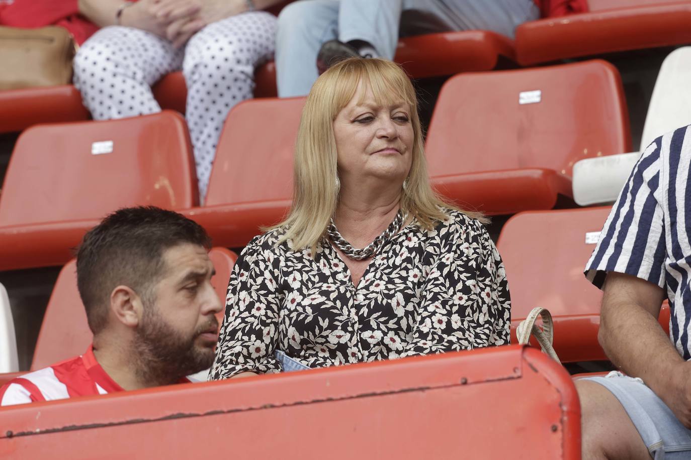 ¿Estuviste en El Molinón en el Sporting - Eldense? ¡Búscate!