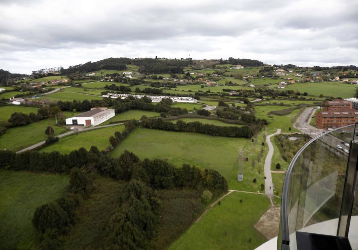 Terrenos por los que irá el trazado del vial de Jove.