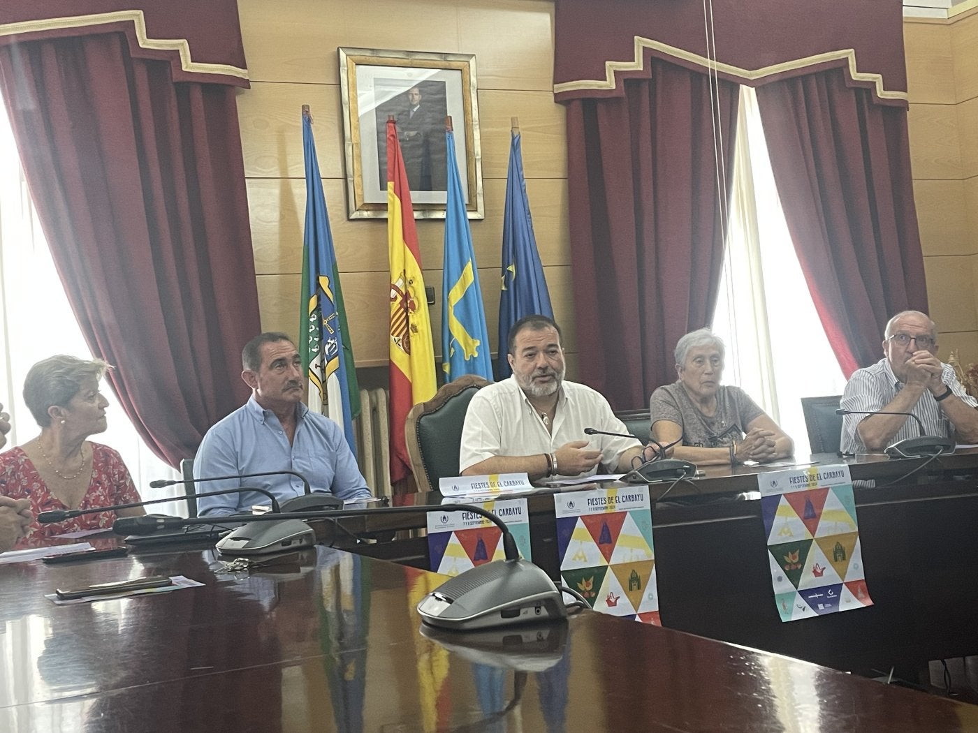 Diamantina García, Julio González, Roberto García, Angelita Cuevas y José Luis Noriega dieron a conocer los detalles de las fiestas.