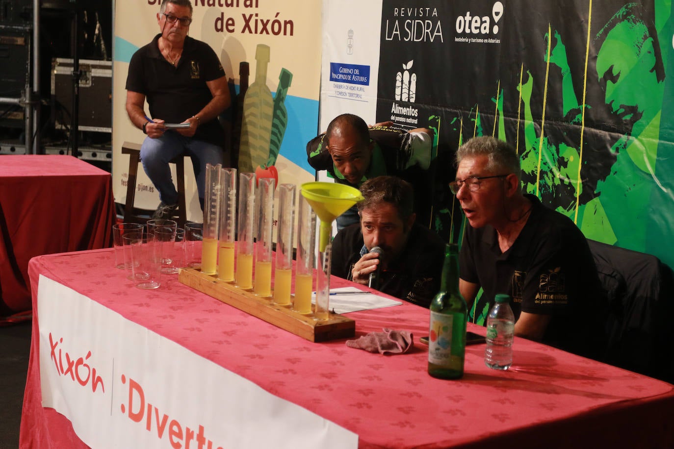 Concurso de escanciadores de Gijón