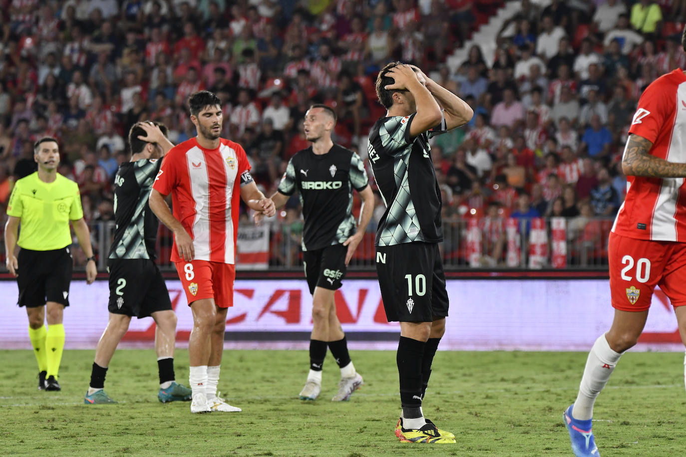 Las mejores imágenes del Almería - Sporting