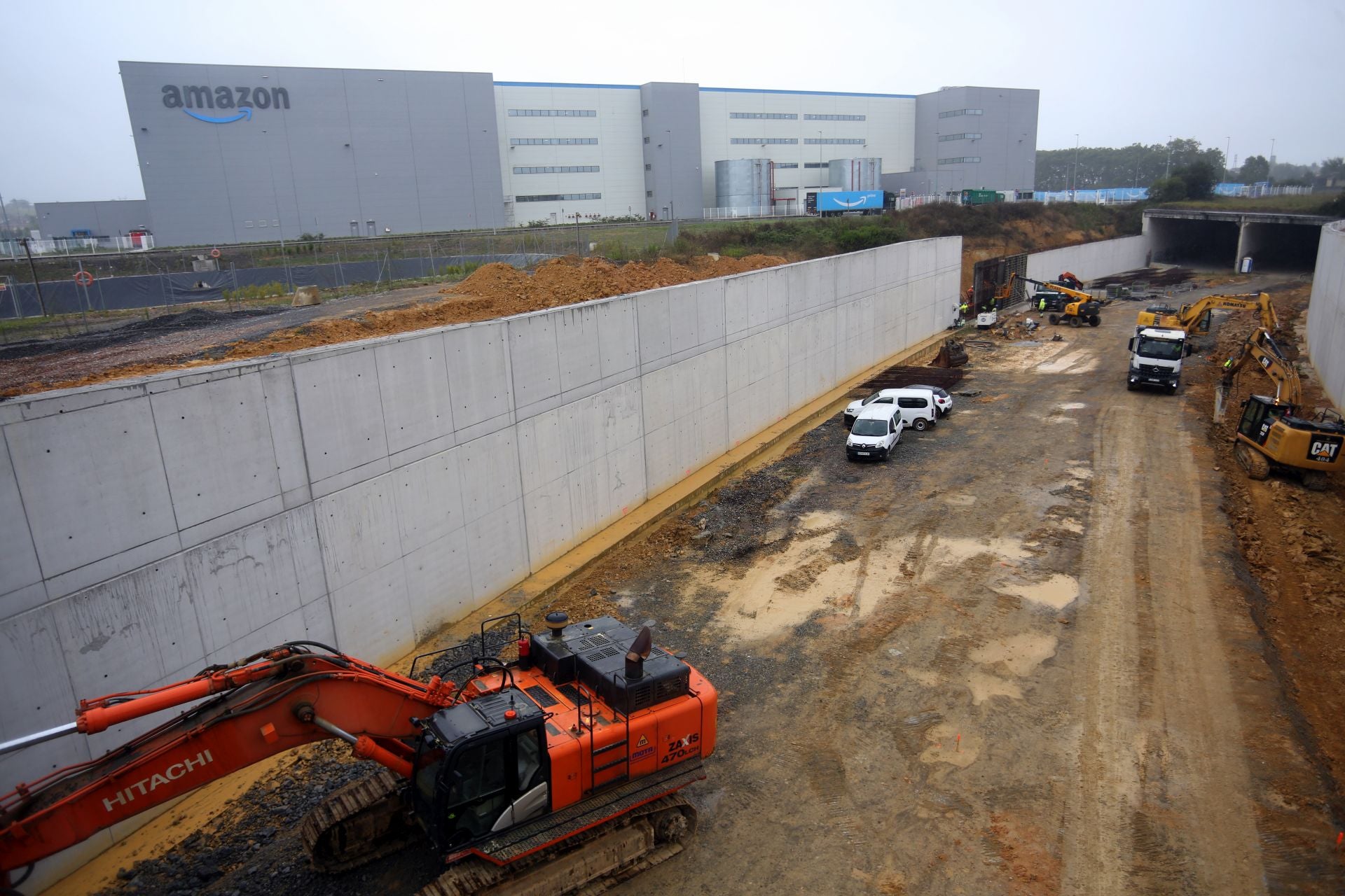 El nuevo centro de Amazon en Asturias, desde dentro