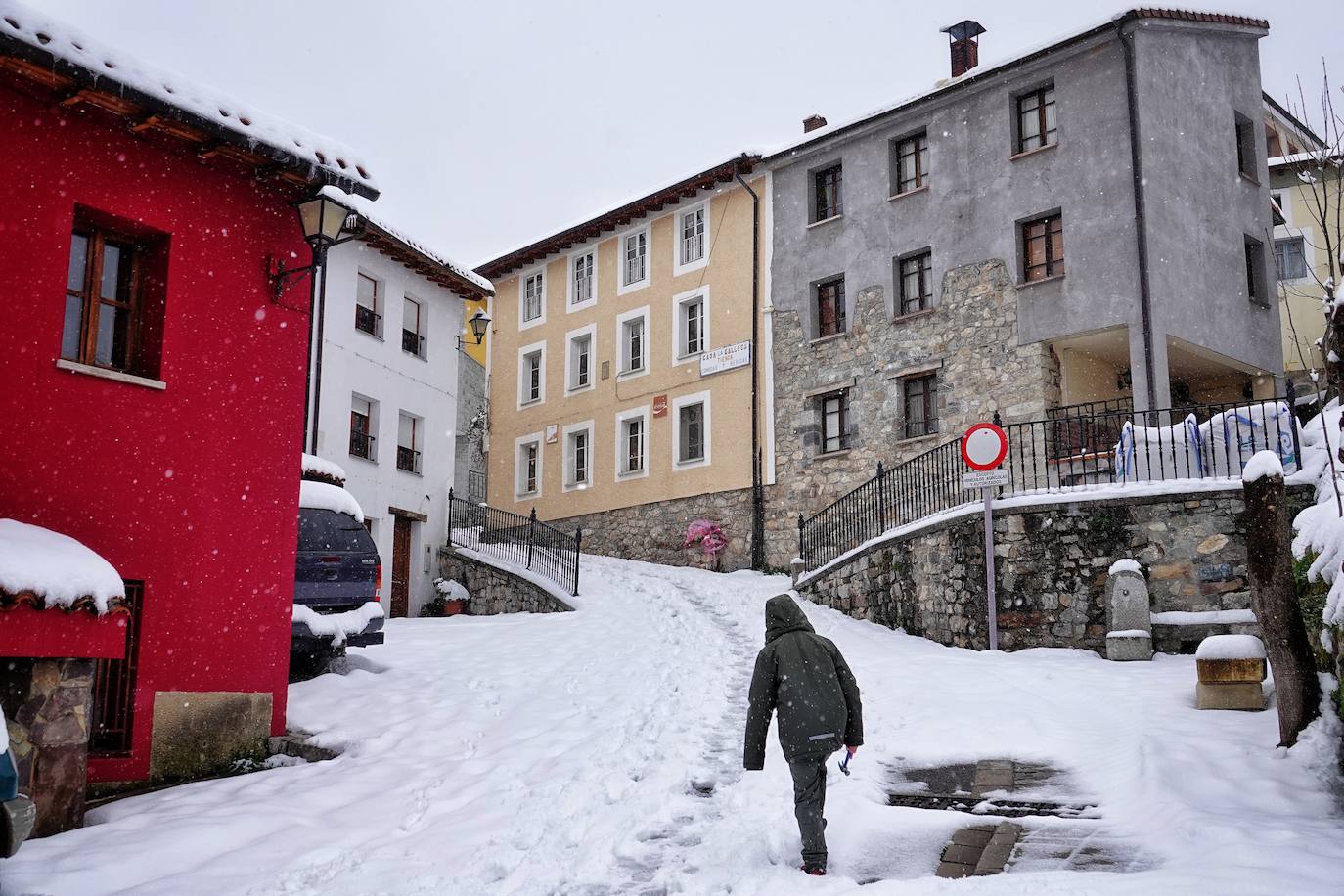 En el corazón de los Picos de Europa: Sotres, un pueblo de altura y de postal