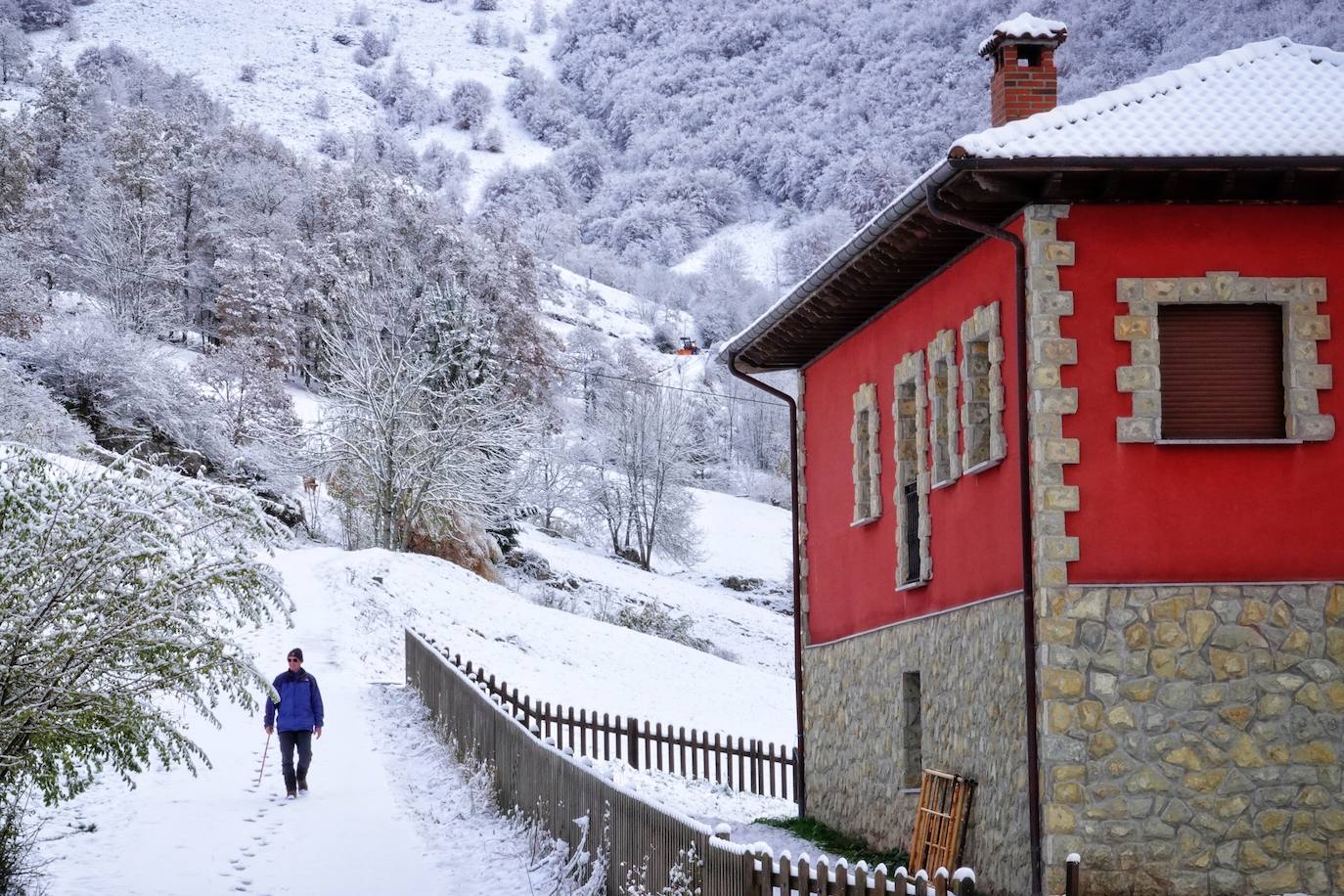 En el corazón de los Picos de Europa: Sotres, un pueblo de altura y de postal