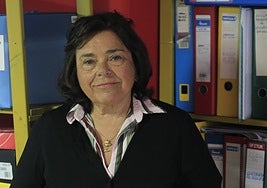 Adonina Tardón, en su despacho de trabajo.