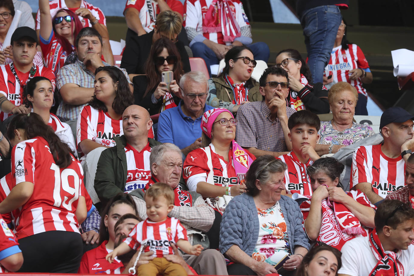 ¿Estuviste en el Sporting - Real Oviedo? ¡Búscate!