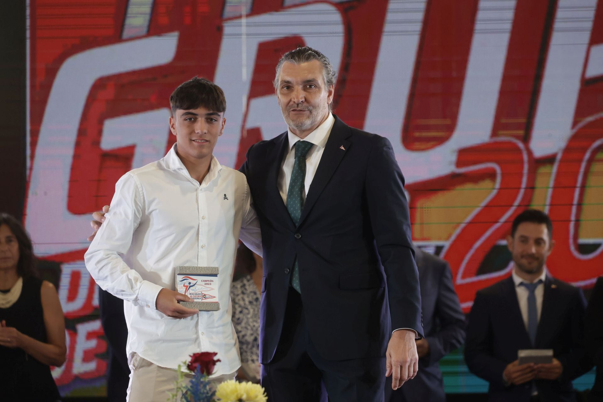 El Grupo Covadonga premia a sus socios