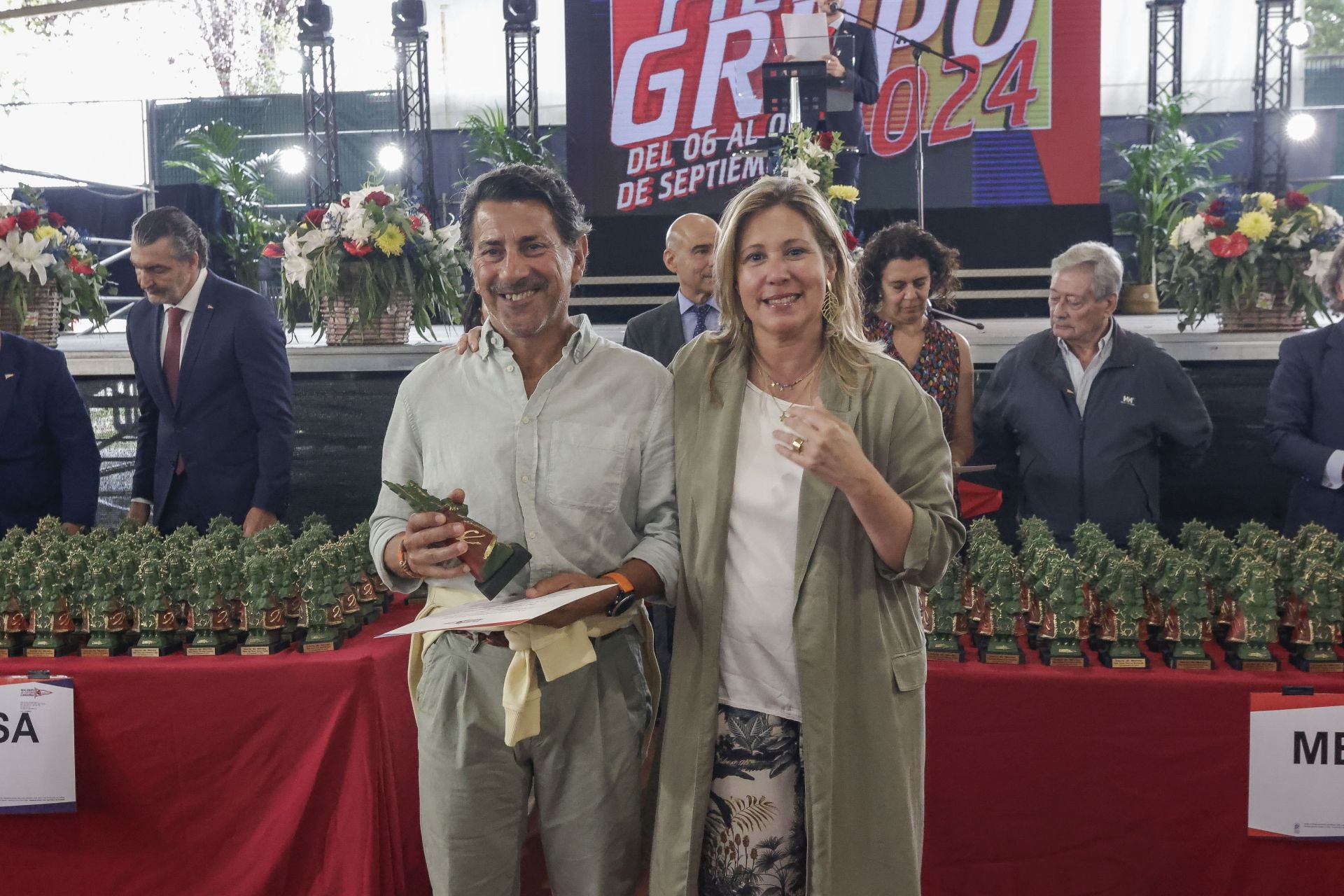 El Grupo Covadonga distingue a sus socios de mérito y de honor