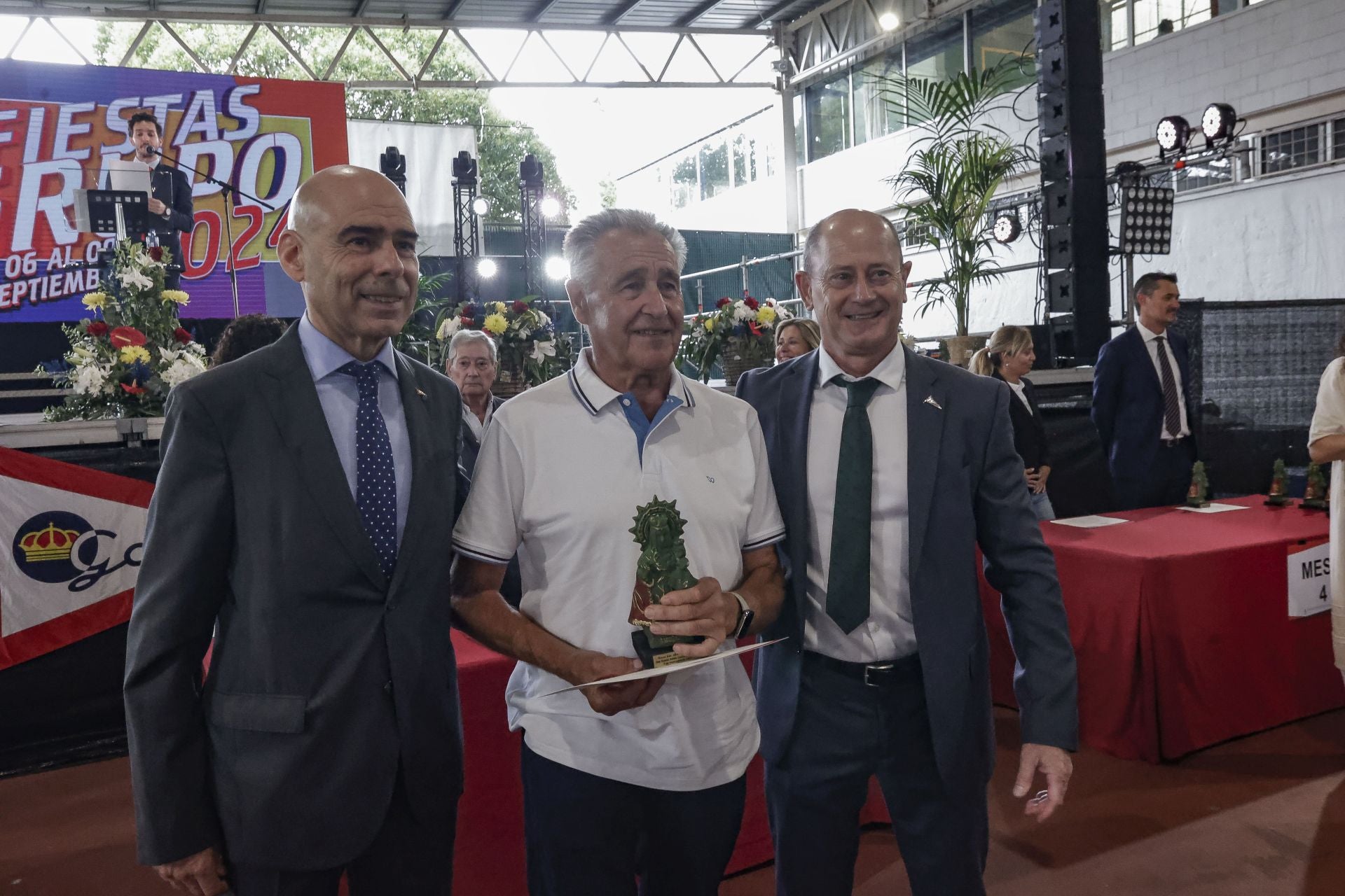 El Grupo Covadonga distingue a sus socios de mérito y de honor