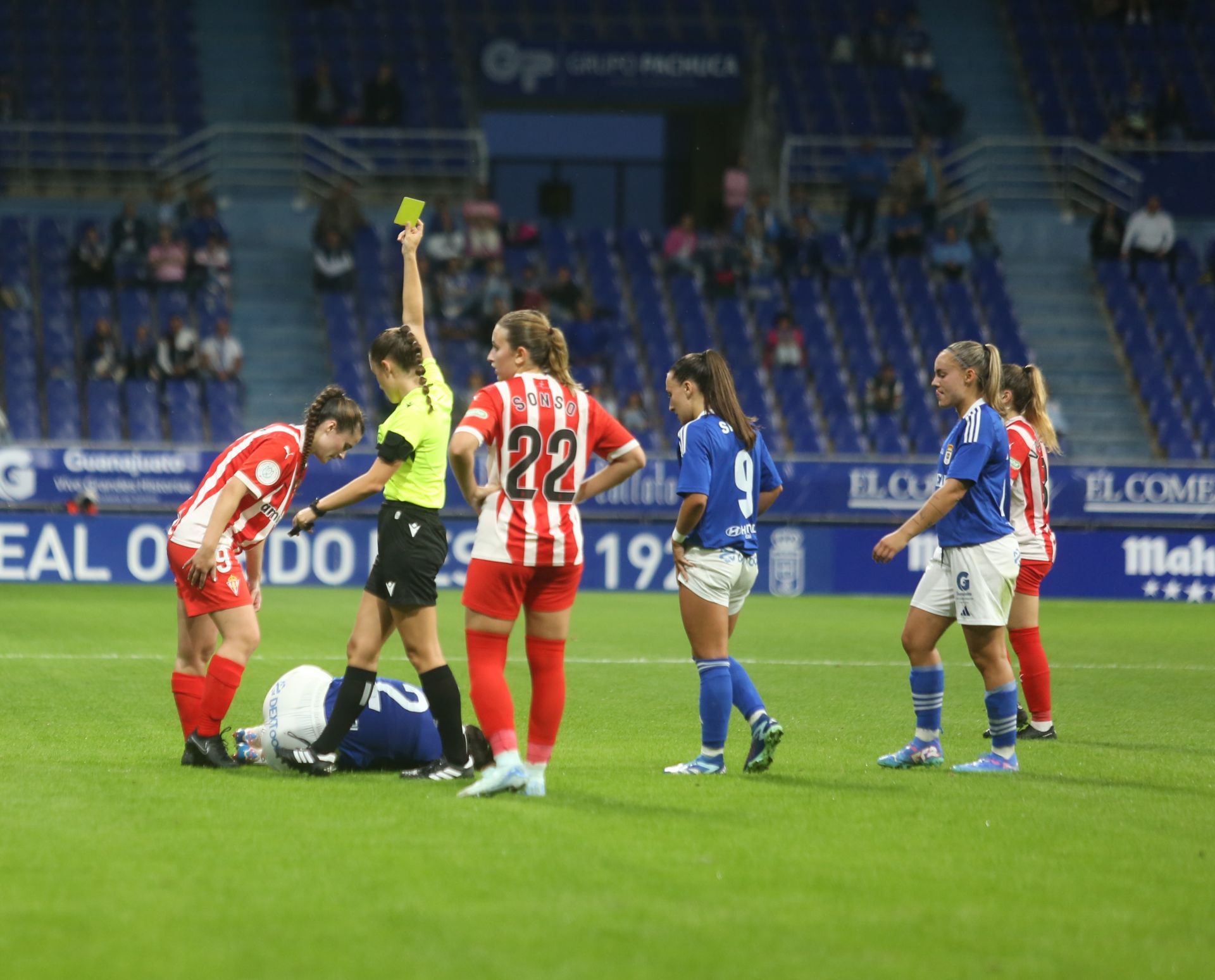 Las mejores imágenes del Real Oviedo - Sporting de Gijón