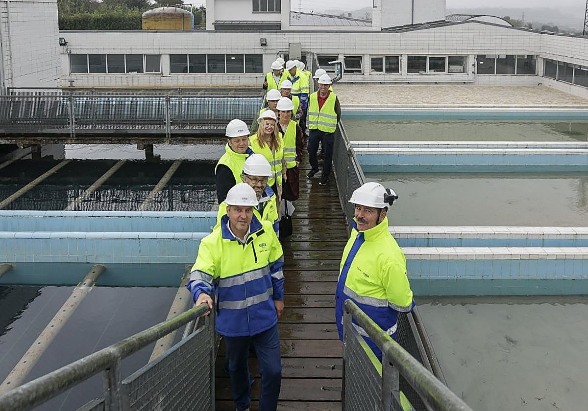 Los integrantes del consejo de administración de la EMA visitaron la estación de La Perdiz.