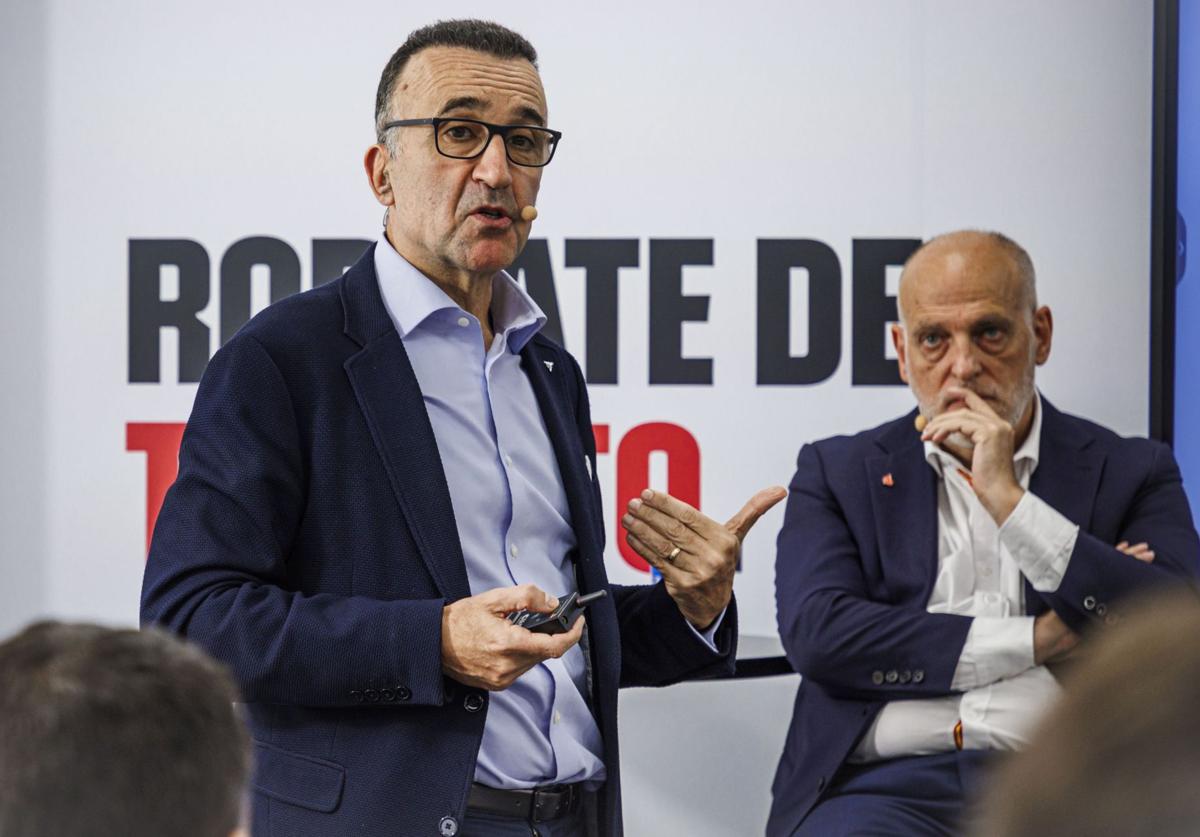 Javier Gómez y Javier Tebas, durante la presentación de los datos.