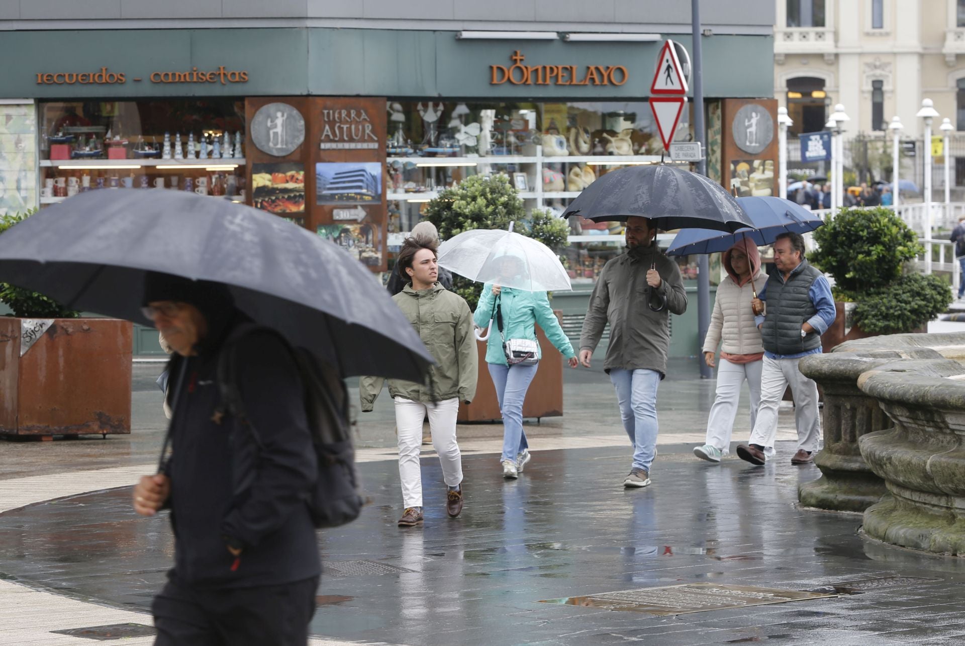 Un frente frío adelanta el otoño en Asturias