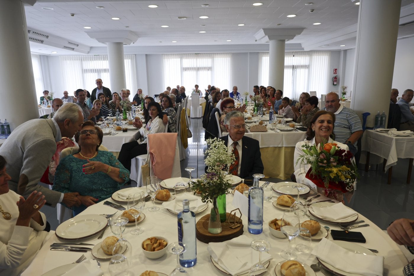 Janel Cuesta, antes de la comida en el Hotel Cristina de Noreña, donde fue homenajeado.