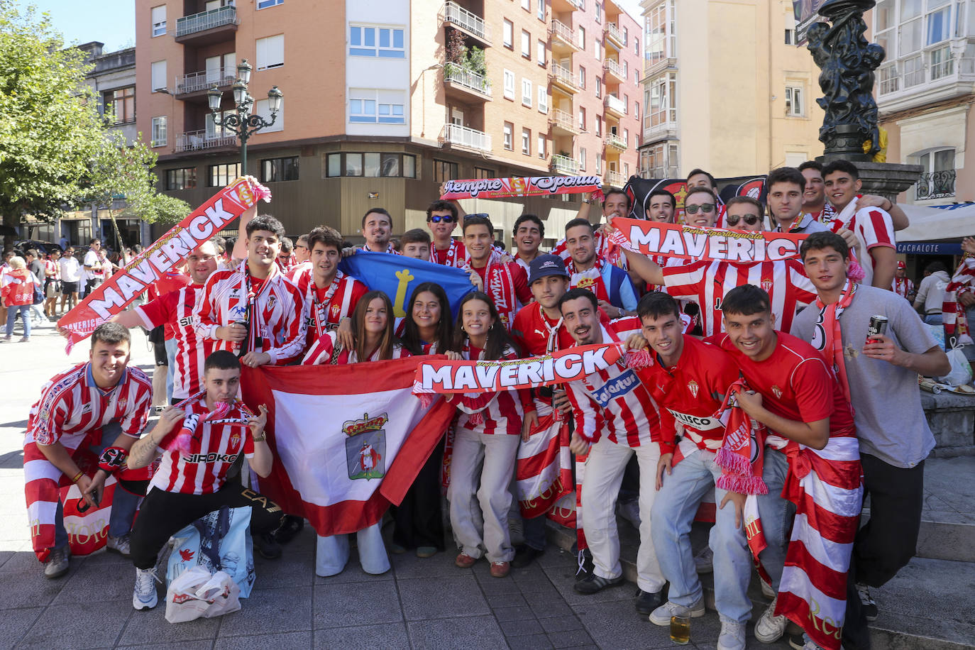 Ambientazo en Santander con la avalancha de sportinguistas