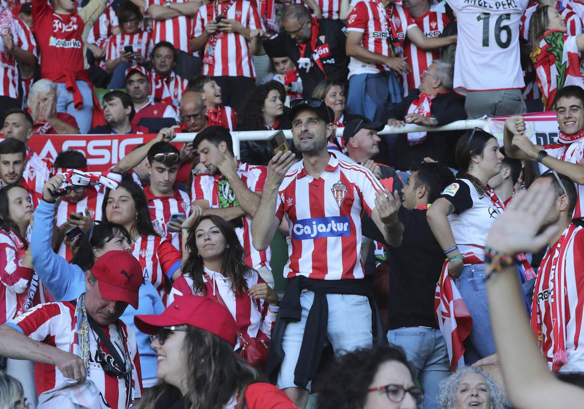 ¿Estuviste en el Racing de Santander - Sporting de Gijón? ¡Búscate!