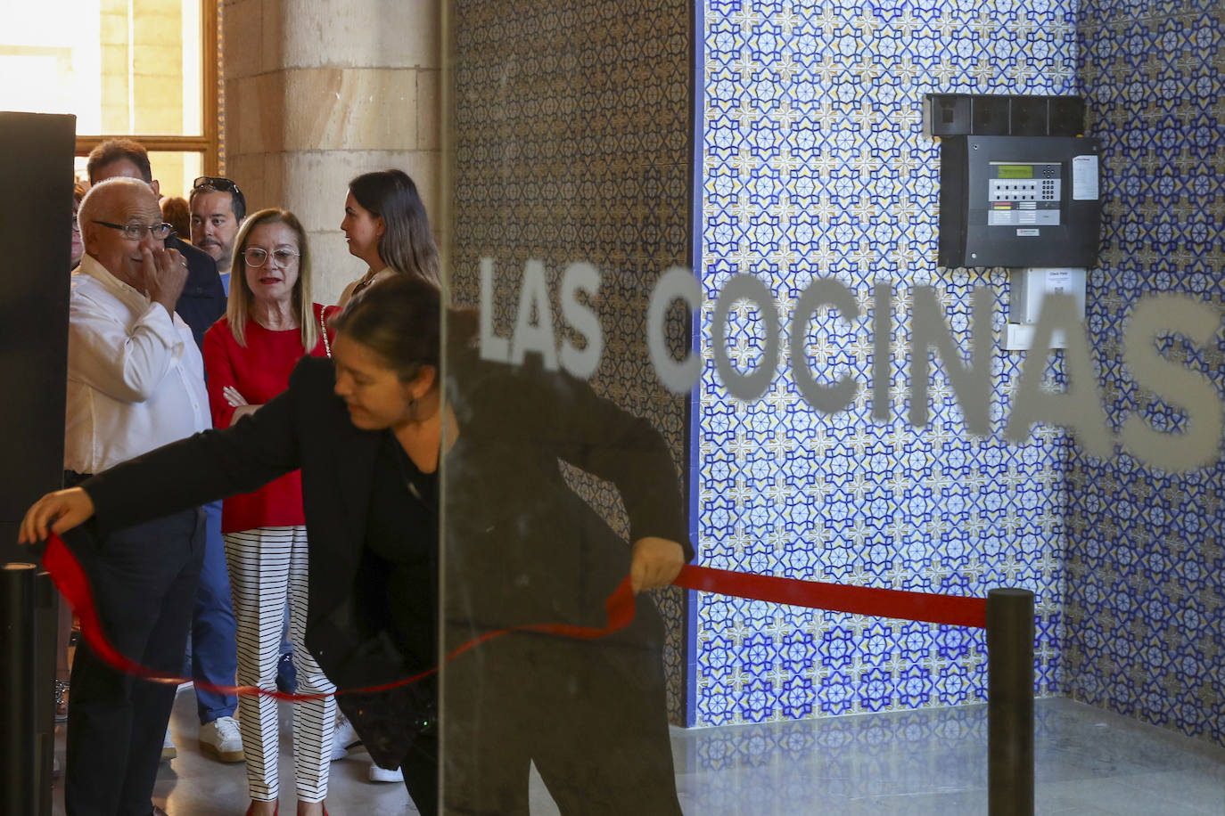 Los antiguos fogones de la Laboral encienden la curiosidad