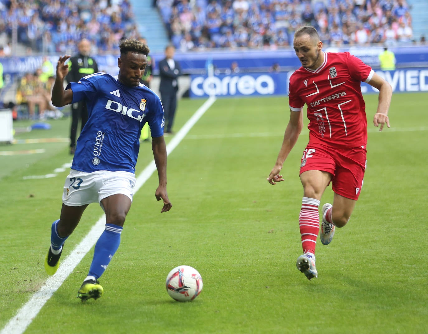 Las imágenes que deja el partido entre el Real Oviedo y el Cartagena