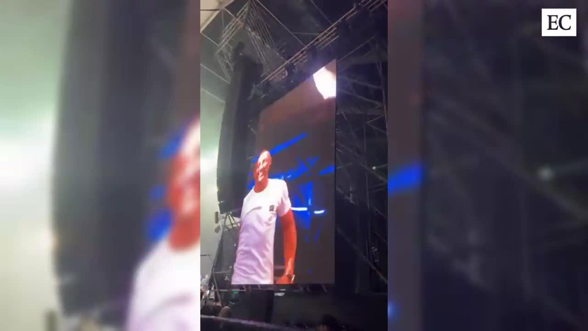 Cazorla se da un baño de masas en el concierto de Melendi