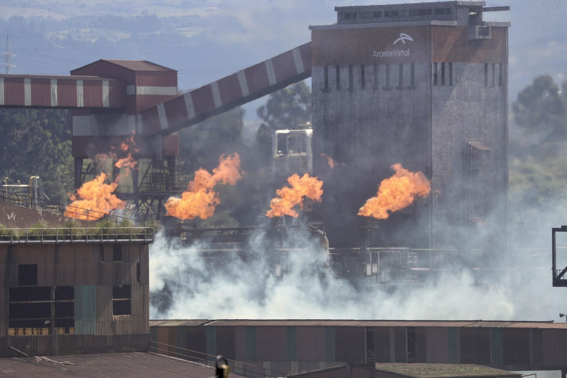 La grave explosión en Arcelor, en imágenes