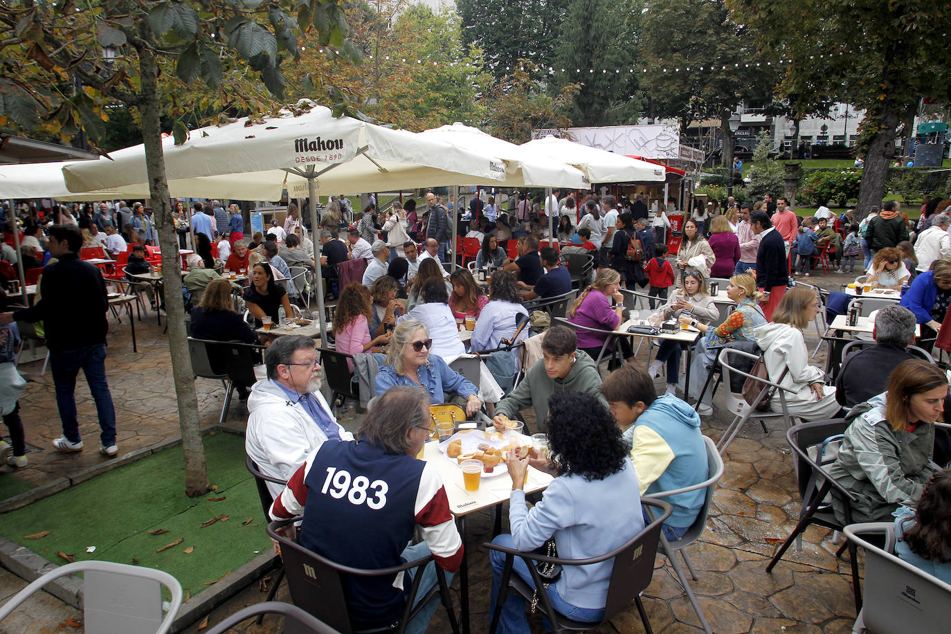 Reparto del bollo en Oviedo