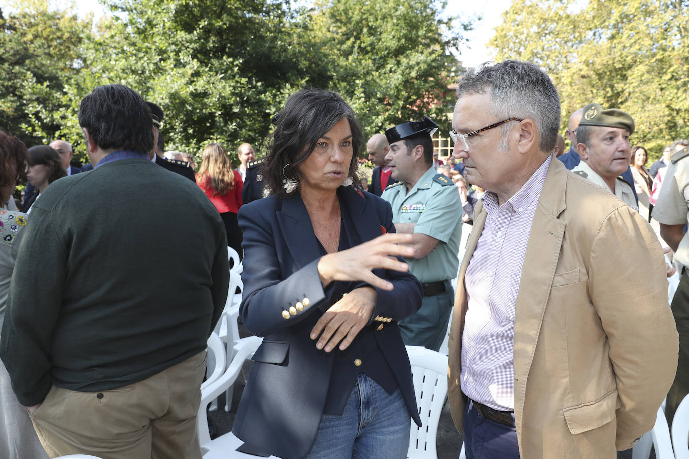 Quini, eterno en El Molinón: las imágenes de la inauguración de la escultura en Gijón