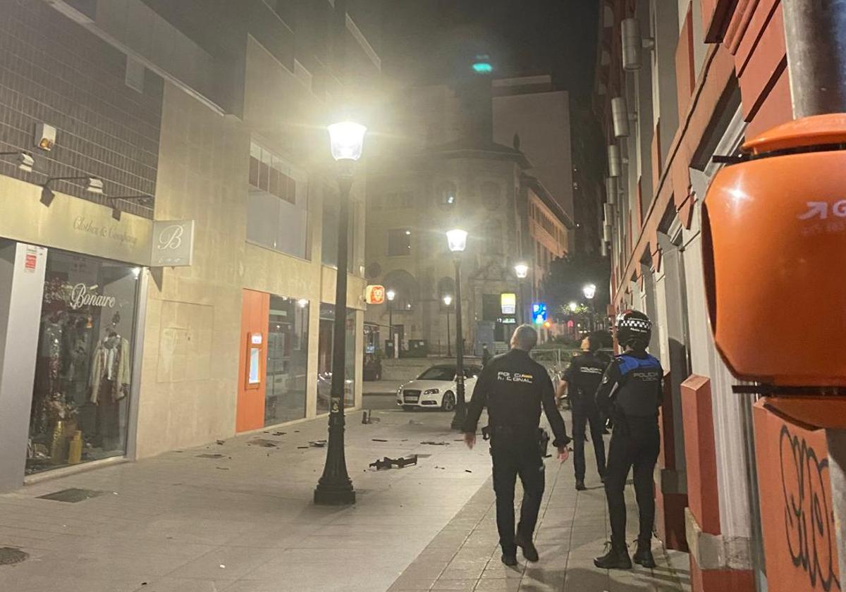 La Policía Nacional se desplazó hasta el lugar del incidente, en la calle Conde Guadalhorce.