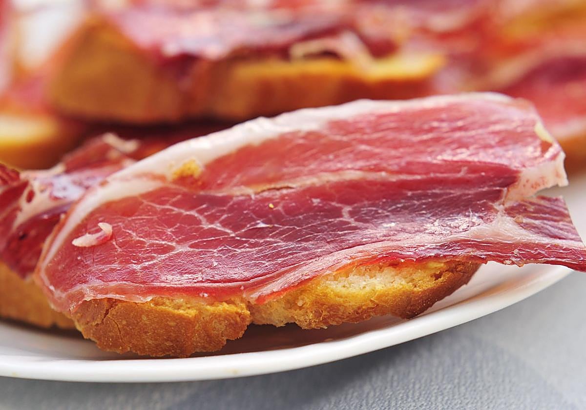 «Riesgo grave» por listeria en un jamón serrano producido en España