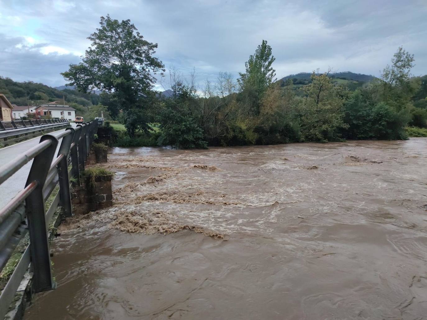 El paso de Aitor por Asturias, en imágenes