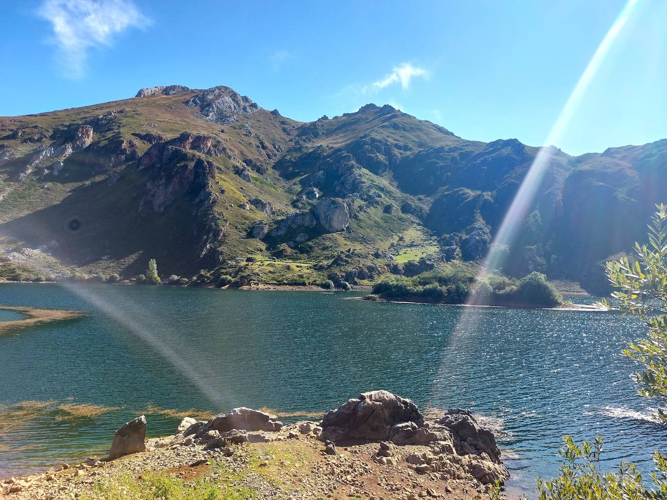Imagen principal - Lago del Valle/ Teito/ sendero bajando de las Morteras