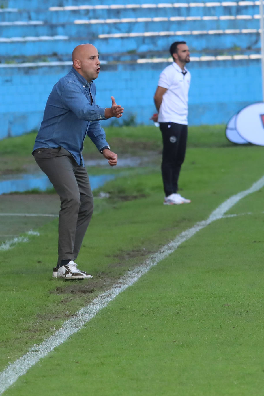 Las mejores imágenes del Real Avilés - Laredo