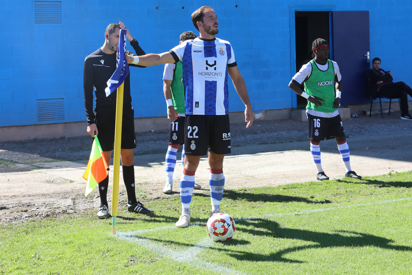 Las mejores imágenes del Real Avilés - Laredo