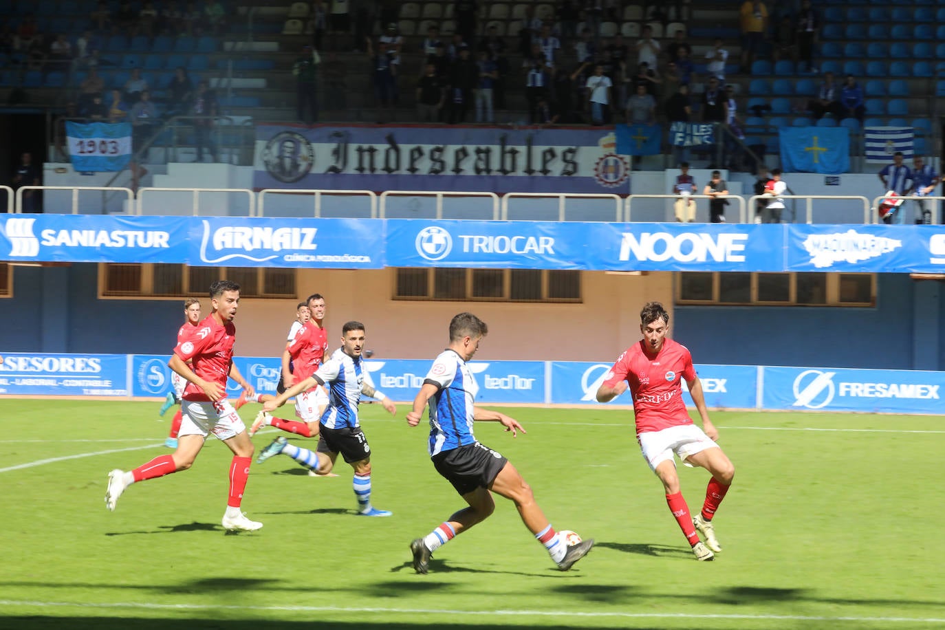 Las mejores imágenes del Real Avilés - Laredo