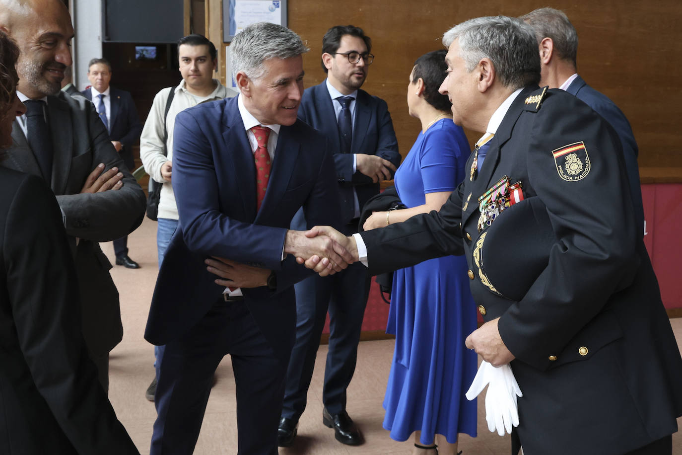 Honores y devoción en Gijón por los Santos Custodios