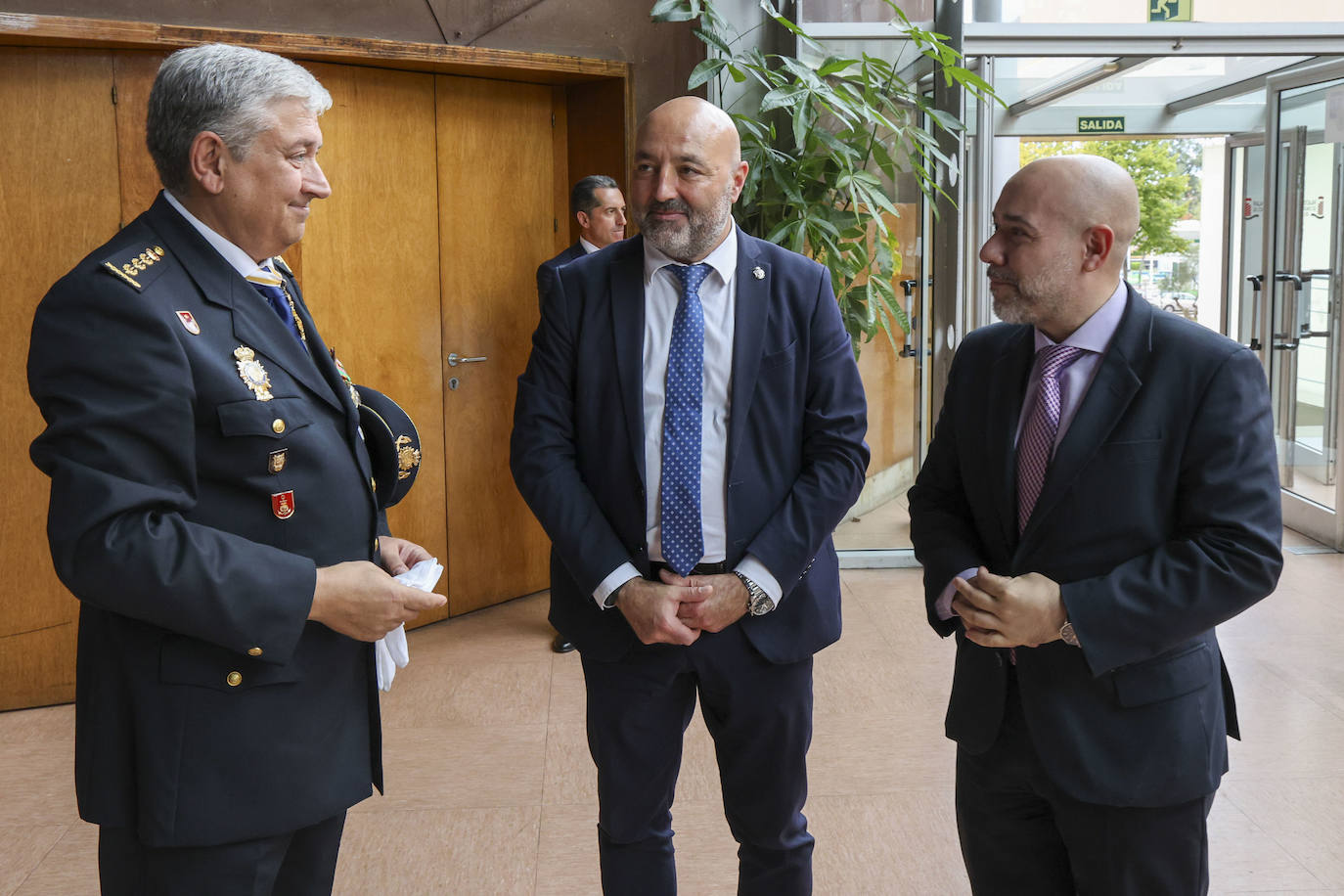 Honores y devoción en Gijón por los Santos Custodios