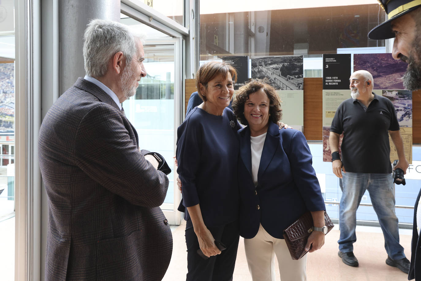 Honores y devoción en Gijón por los Santos Custodios