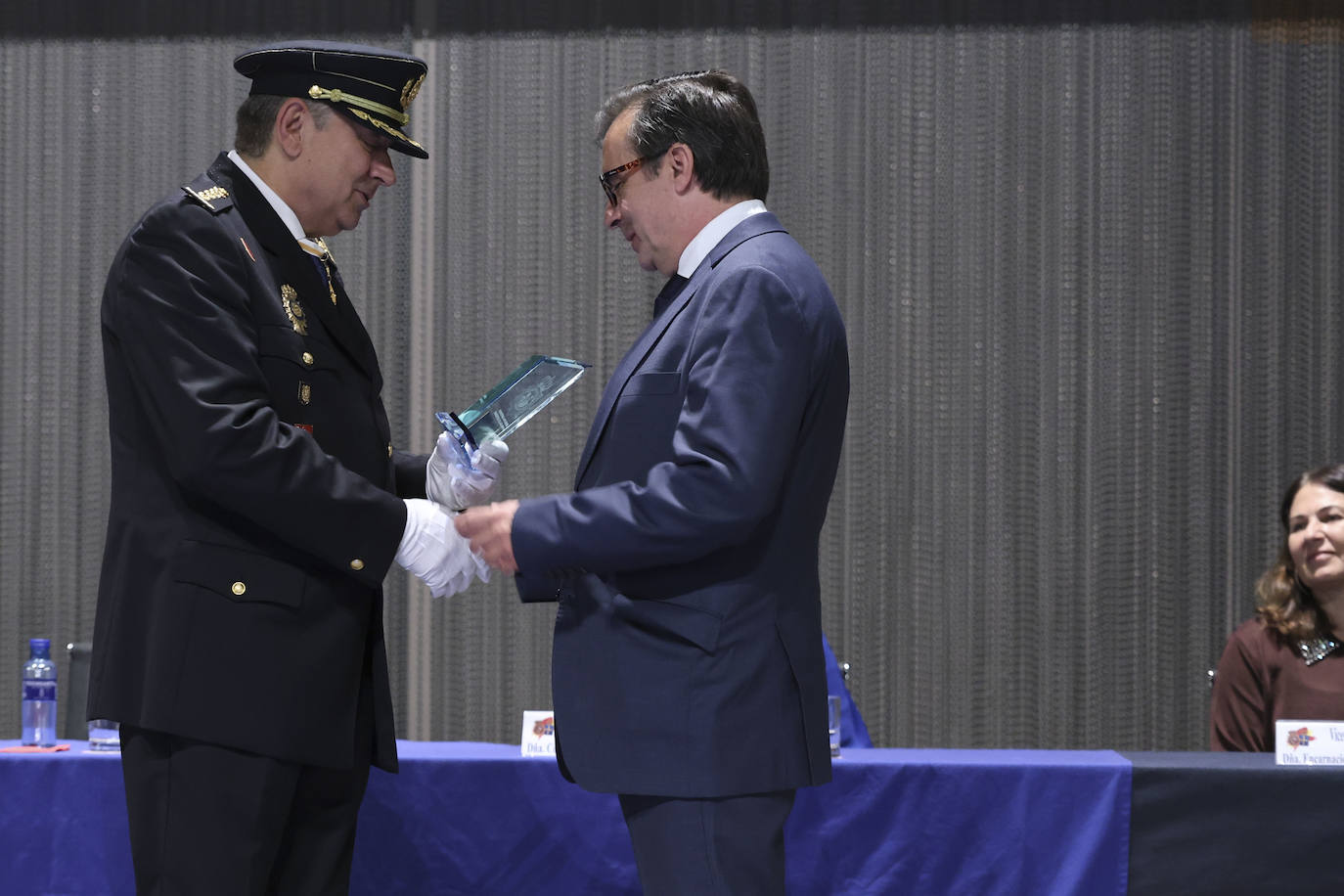 Honores y devoción en Gijón por los Santos Custodios