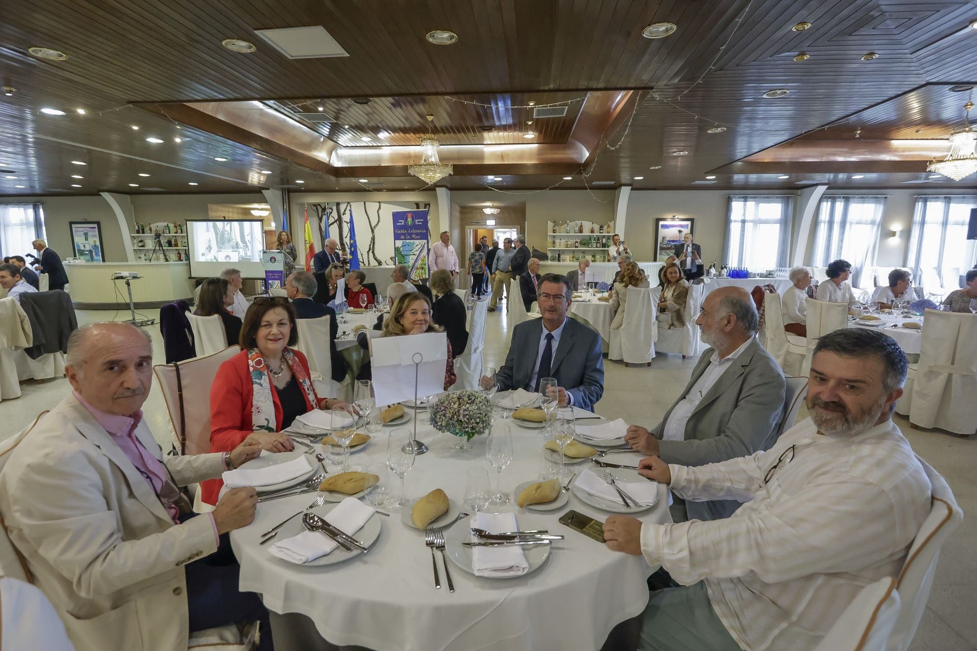 La asociación Amigos de Cudillero entrega sus premios