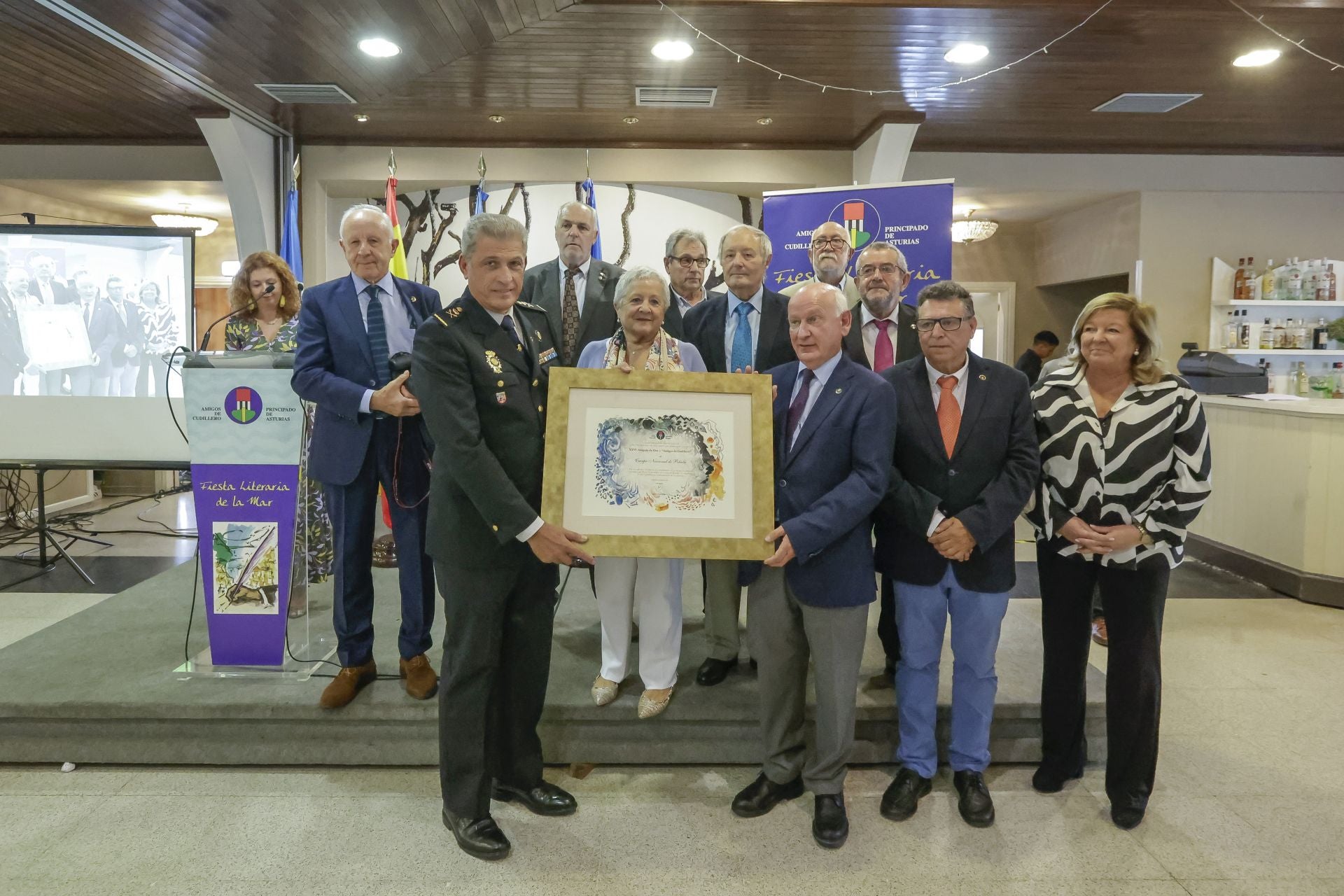 La asociación Amigos de Cudillero entrega sus premios