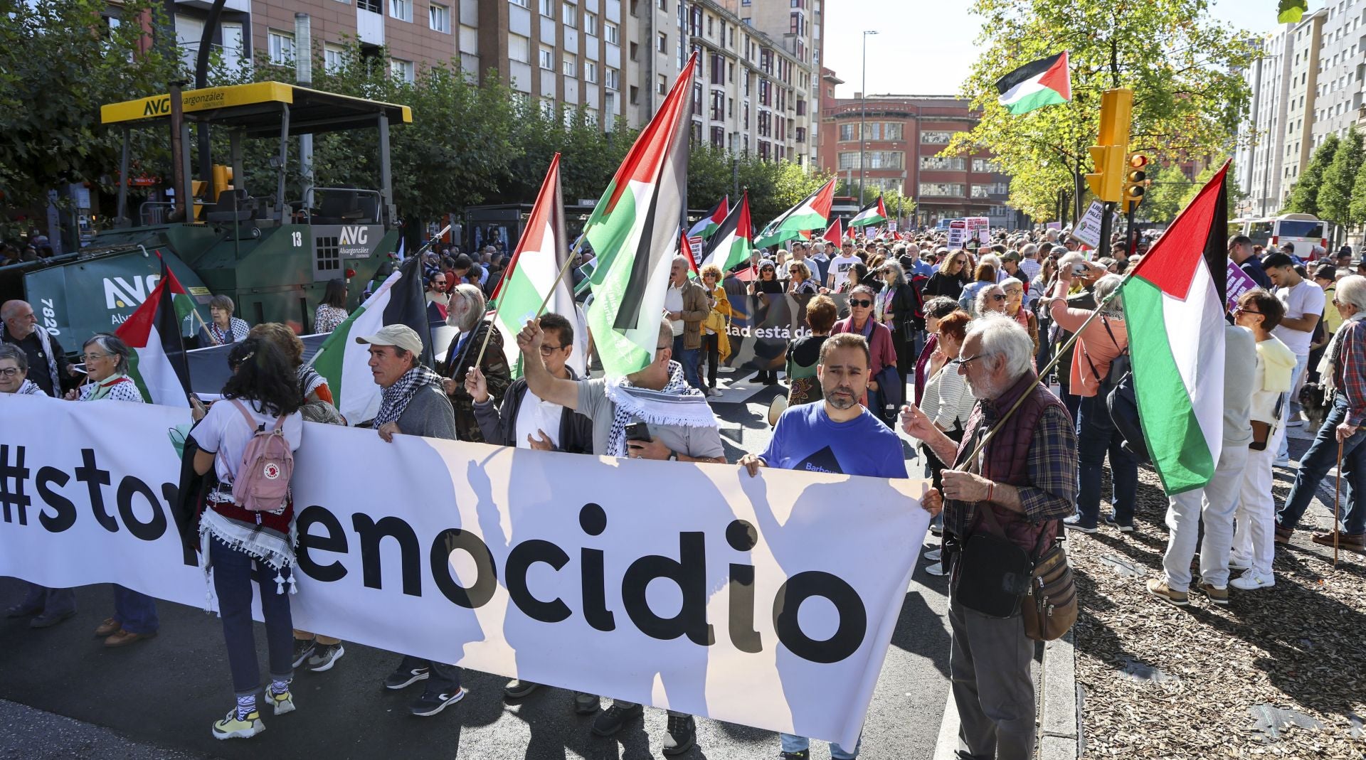 Más de un millar de personas se manifiesta en Gijón en apoyo a Palestina