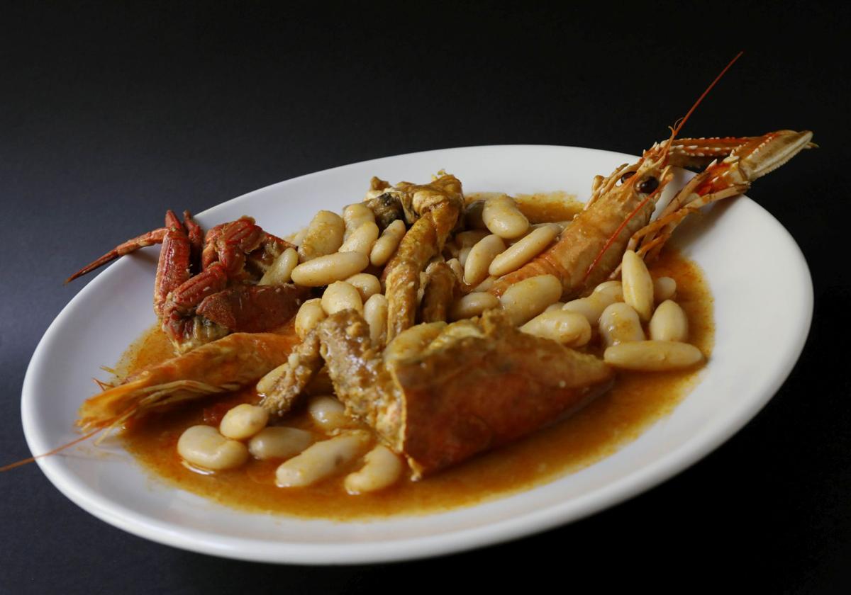 Diez sabrosas recetas que llevan les fabes al mar