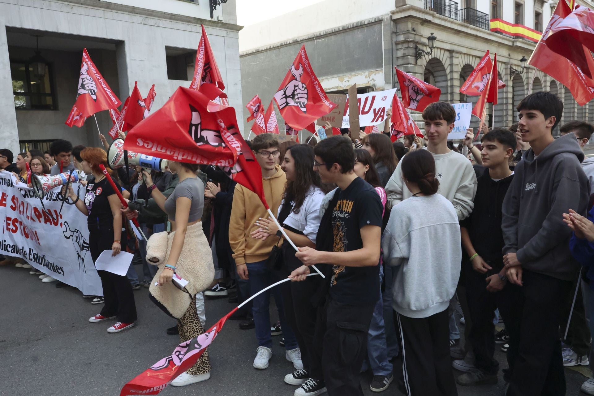 Movilización de estudiantes en Asturias para exigir los modelos de la Selectividad