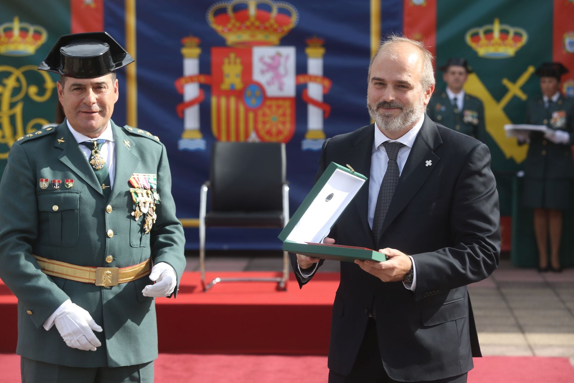 El Día del Pilar ensalza en Oviedo el «sacrificio y la entrega» de la Guardia Civil