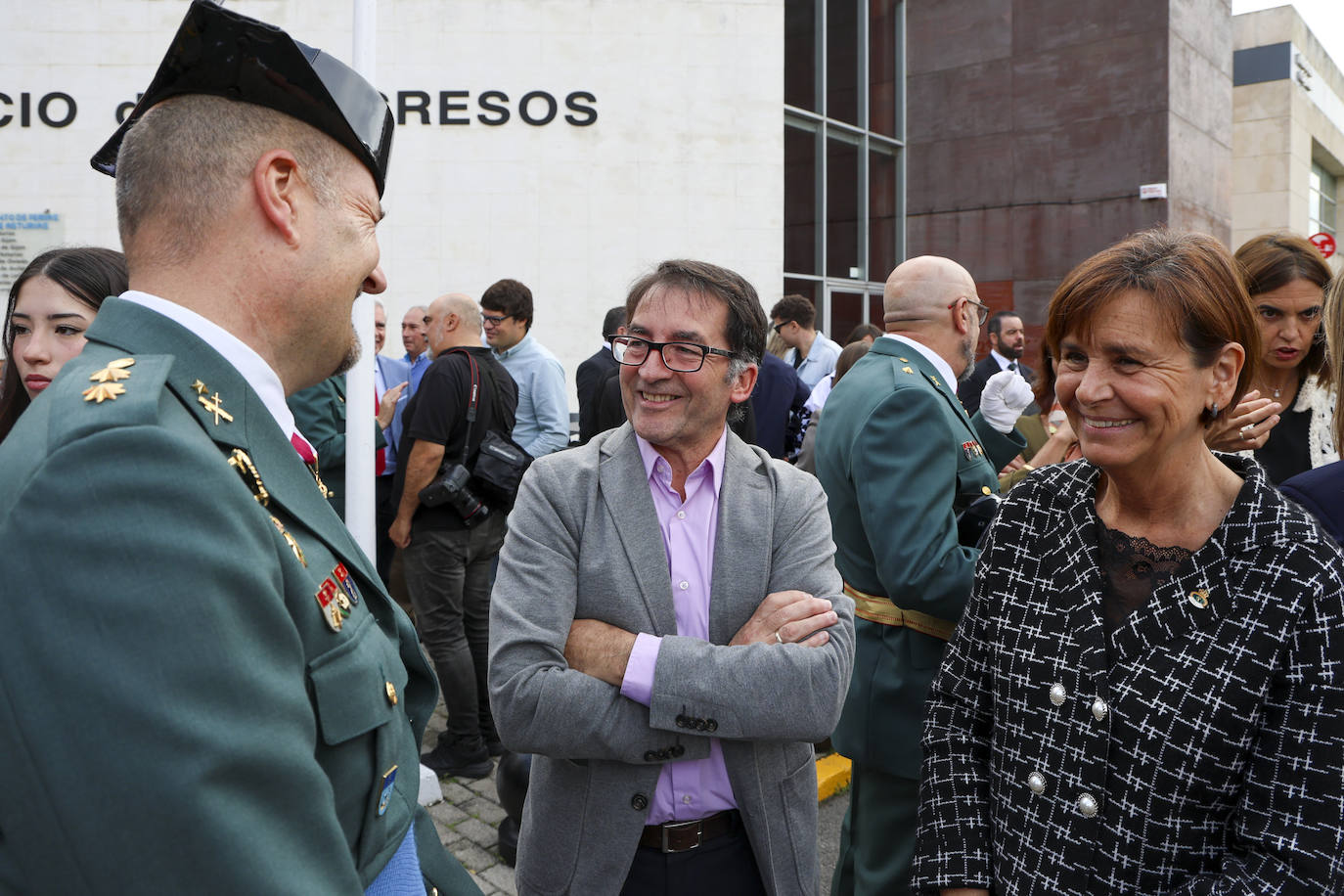 La Guardia Civil celebra el Día del Pilar en Gijón